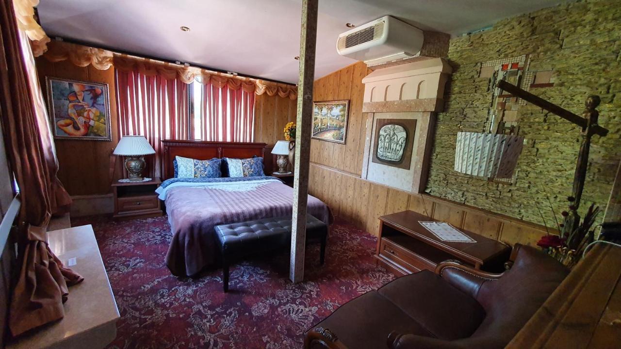 Boutique Hotel Boris Palace & Restaurant 플로브디프 외부 사진