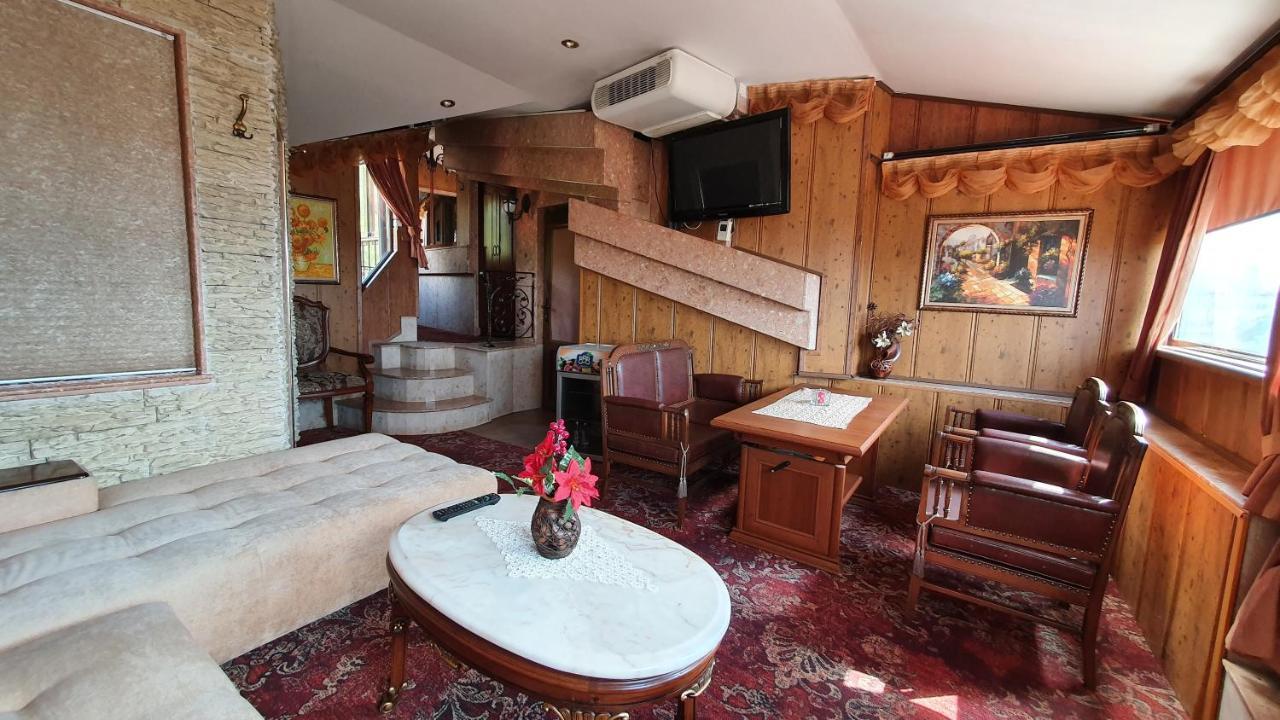 Boutique Hotel Boris Palace & Restaurant 플로브디프 외부 사진